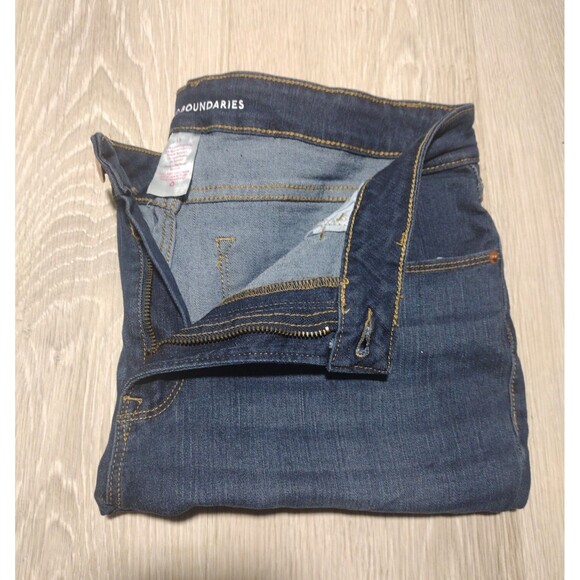 No Boundaries Jeans - Size 13 - Picture 8 of 8